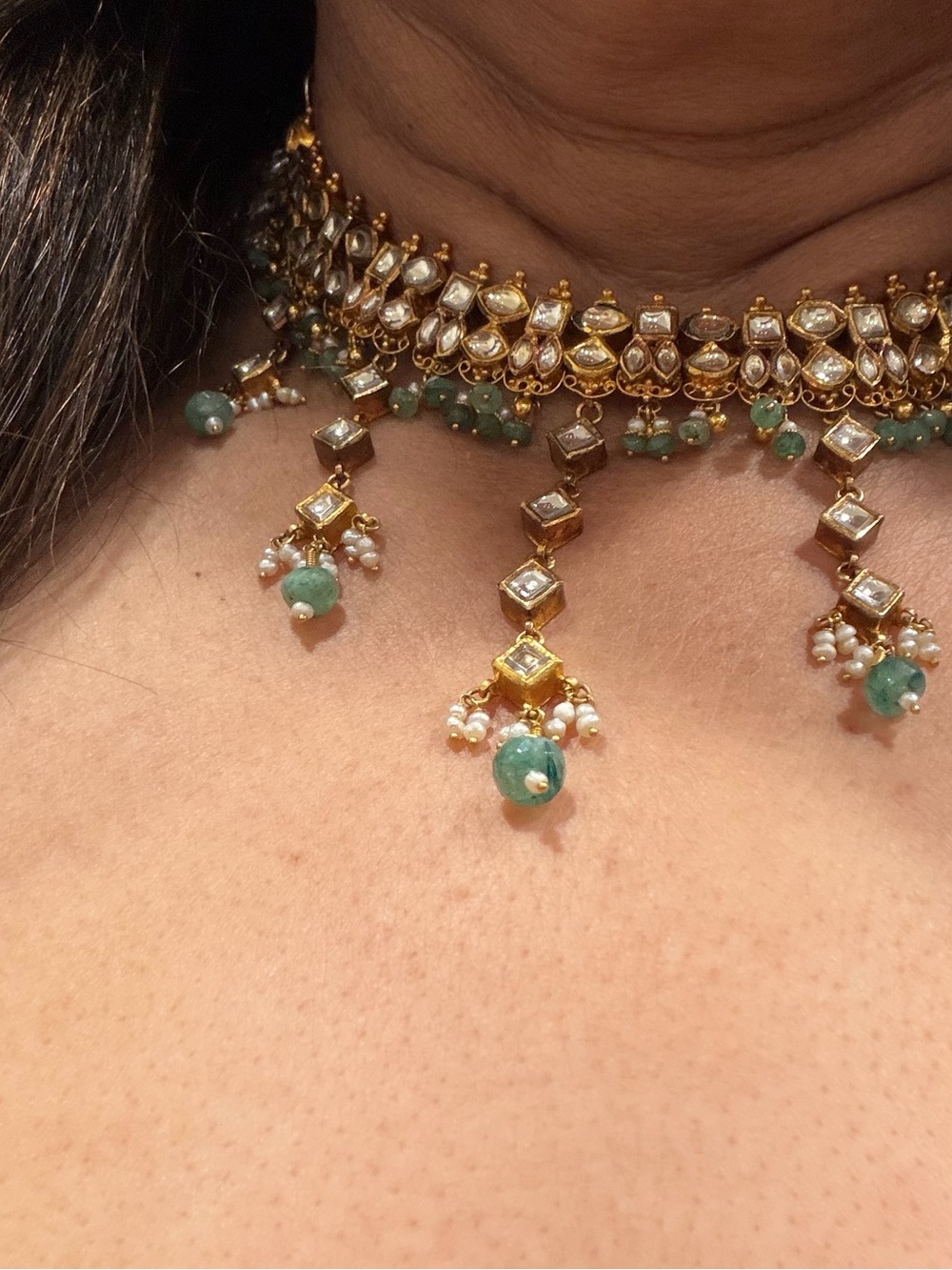 22k pure solid Gold Kundan Choker Necklace i real pearls and Emeralds 84 gr.i